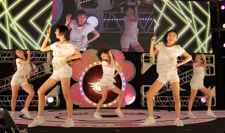 ももいろクローバーZ　MCZ ファンタスティックツアー2011 紫 7b2dc42d5fb14292802c5293f5b497