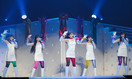 H I P Hayashi International Promotions ももいろクローバーz